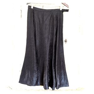 Black skirt flowy skirt